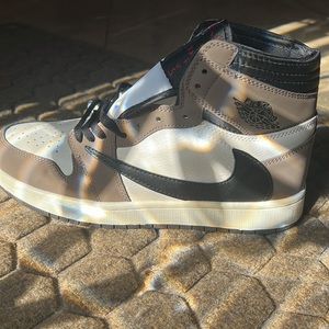 Air Jordan 1 High Travis Scott Size 11